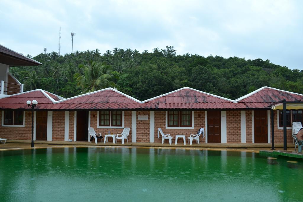 Karon The Kata Resort מראה חיצוני תמונה